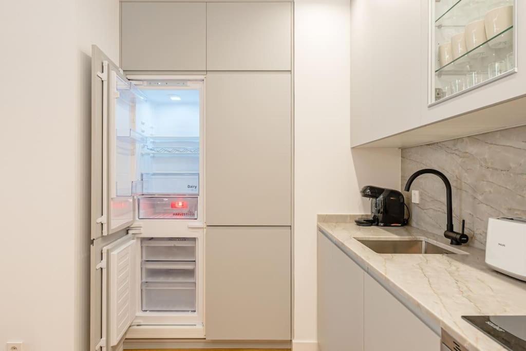 Gran Via VI Calle Jacometrezo 2Br 2Bh Apartment Madrid Exterior photo